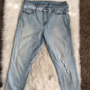 Old Navy Rockstar Distressed Jeans
